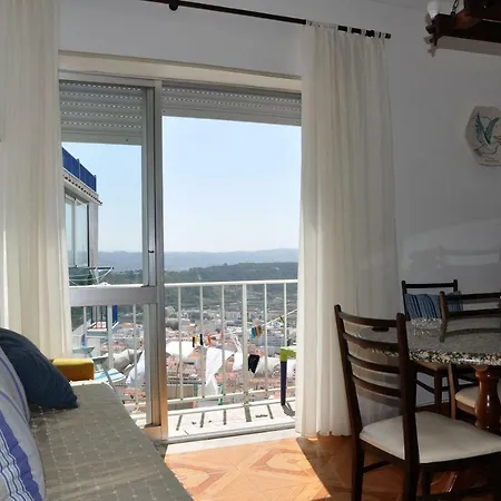 Casa De Zira Appartement Nazaré
