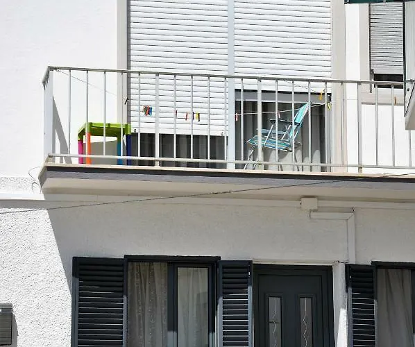 Lägenhet Casa De Zira *